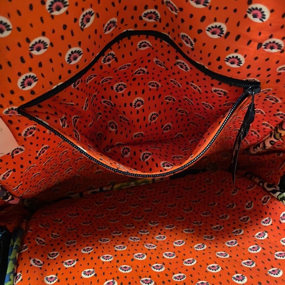 Vera Bradley Rio pattern backpack - Picture 6 of 12